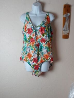 Time and Tru Tropical Floral One-Piece Swimsuit - Multicolor